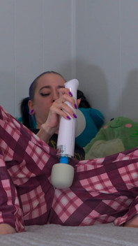 Mein zauberstab-spielzeug gab mir so viele intensive orgasmen!