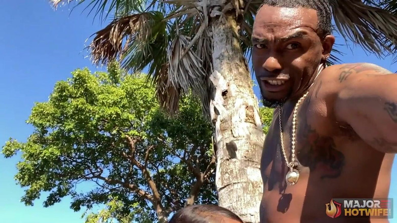 Rome Major Hot Wife: Rome major moglie calda nell'isola del pompino