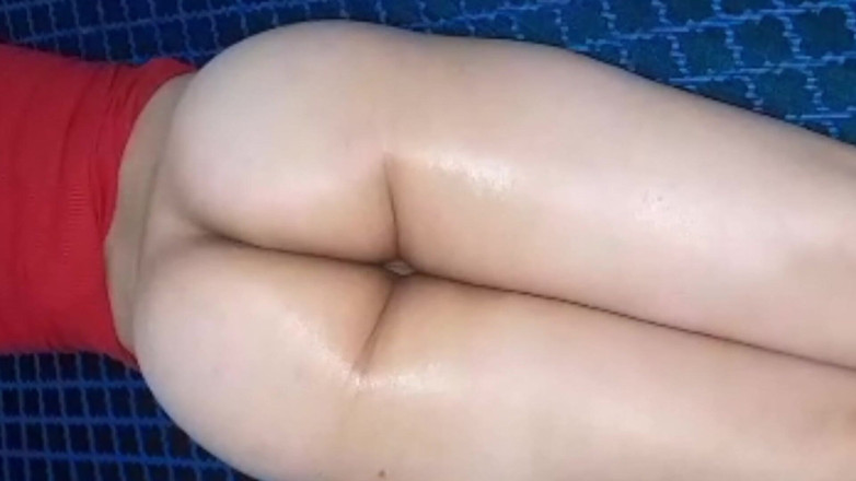 Arabic salma: Alžírská a egyptská dívka se sprchuje