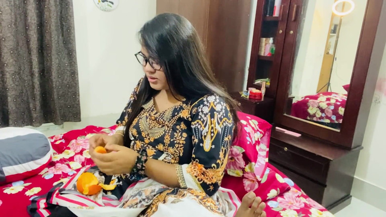 Nadiyaxxx02: Married Older Stepsister Gets Fucked by Younger Stepbrother and Her...