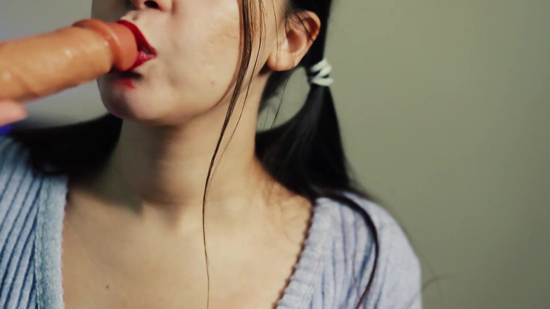 PaXionfruit: Suck and lick my lovely dildo