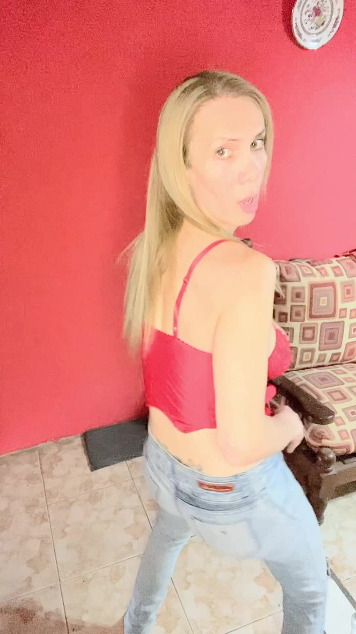 Devil_trans_sami: Tańcząc, seksownie