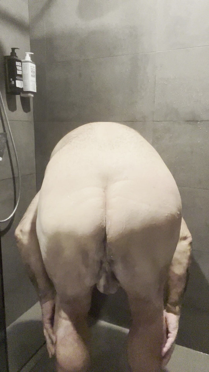 Coach Karl dude lodge: 2026 Walentynki Czas prysznica 4