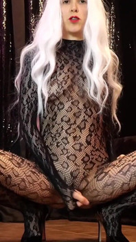 Ejaculează-ți creierul pentru zeița Rebecca Diamond