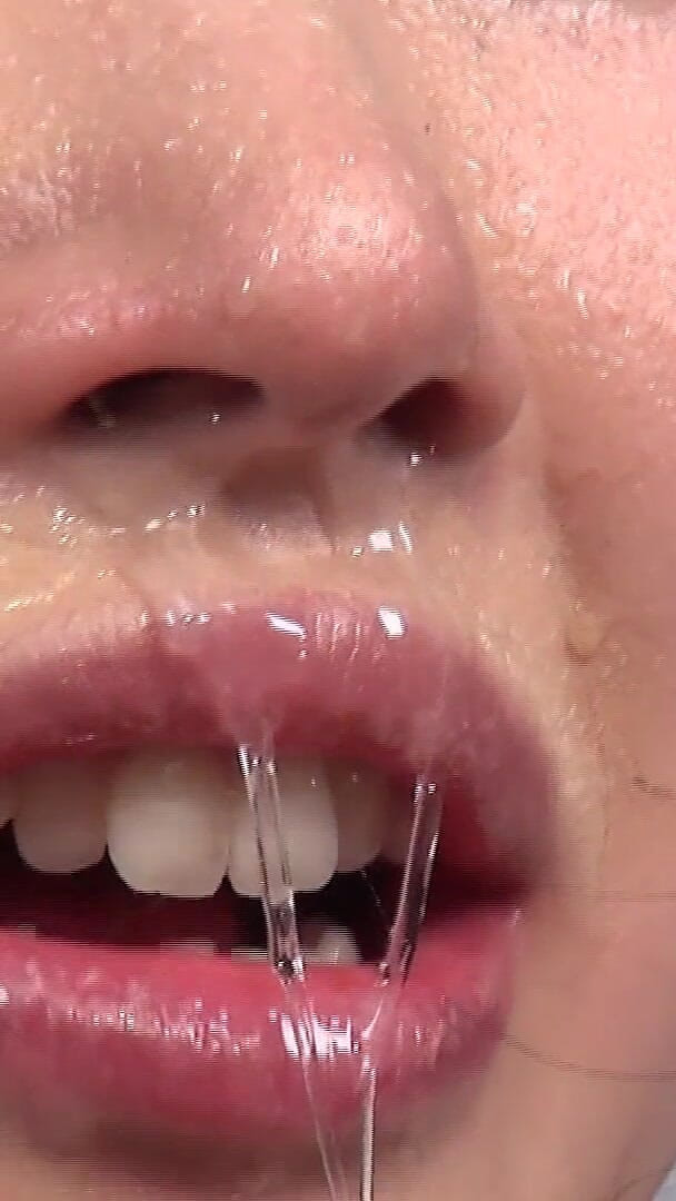 Hikaru Minazuki Eats a Carolina Reaper and Spits It Out Through Thick Drool and Nasal Mucus. (Japan Fetish Fusion) Hikaru Minazuki Eats a Carolina Reaper and Spits It Out Through Thick Drool and Nasal Mucus. (Japan Fetish Fusion)