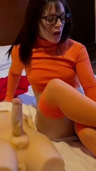 Využil Jsem Toho, Že Doma Nebyl Nikdo, Kdo by Se Mě Dotýkal, Jak Chci, a Nakonec Jsem Byl Úplně Promočen