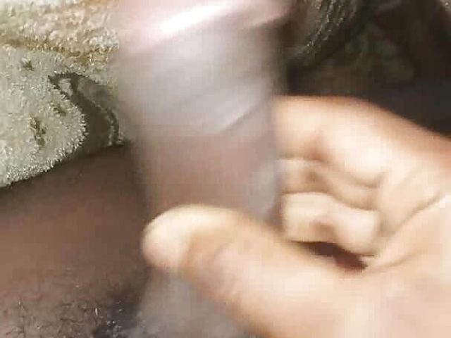 2 Baje desi boy masturbation corps in the night (Vicky Filmy)