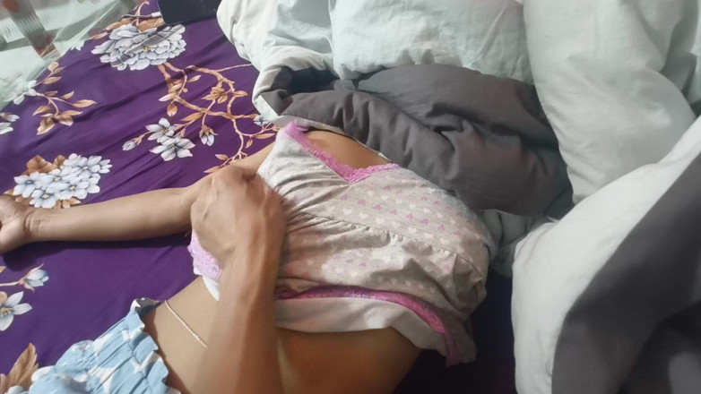 rhdhudhdhd: Ik doe haar sexy massage Desi nieuw Bangali-koppel xxx video