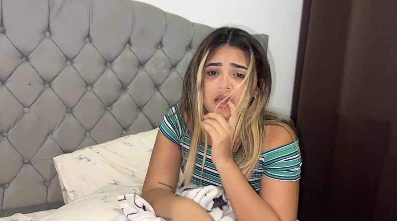 Yohamedi: 내 이복 언니가 온라인 창녀라는 걸 알게 됐다... 그리고 지금 당신은 내 침묵에 필요한 일을해야합니다