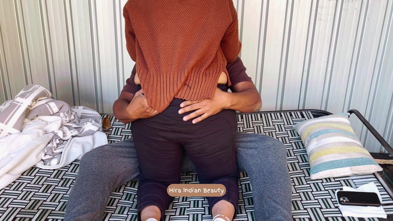 Hot 365 Entertainments: Thick Desi Aunty’s Round Ass Fingered Outdoors! Hot Tamil Couple’s...