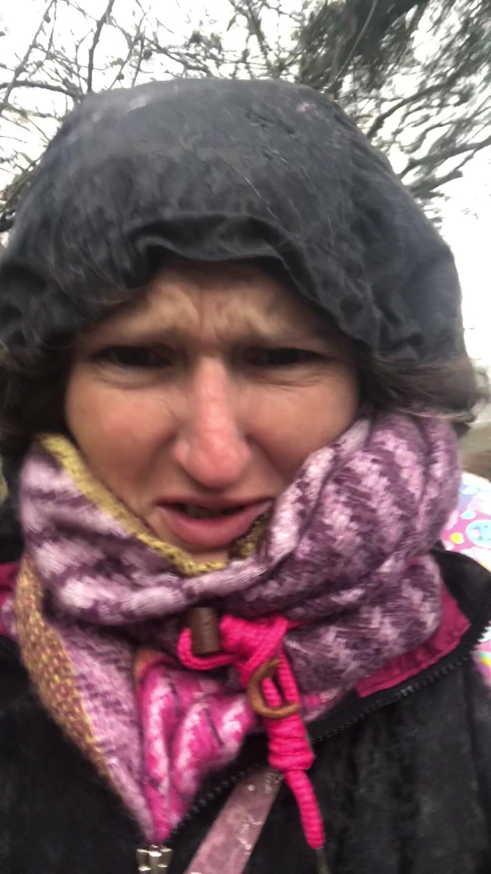 MistressWriggler: Ukazuji Mi Prsa Rock Tvrdou Bradavkou V Šukání Špinavého Počasí