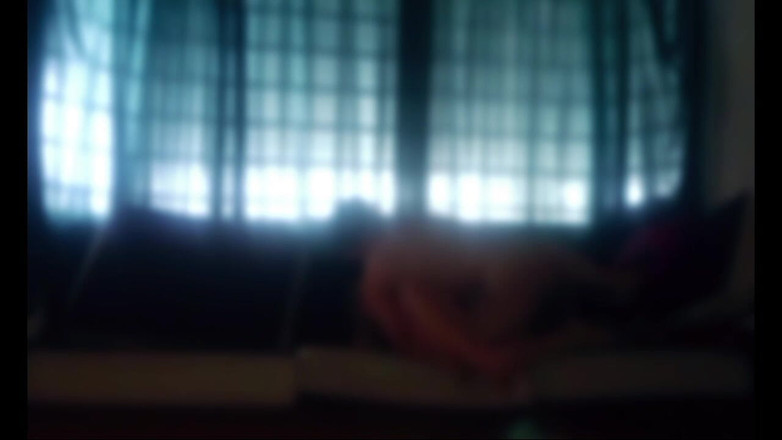 Aaron Sins: 近所のホットワイフのおやつ