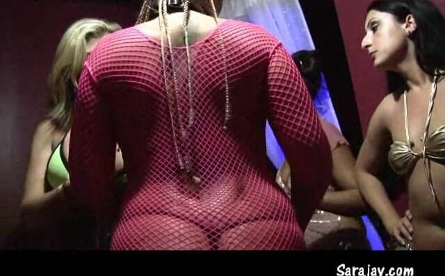 Sara Jay: $10 dolar air?!