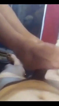 Punheta com os pés fetichistas