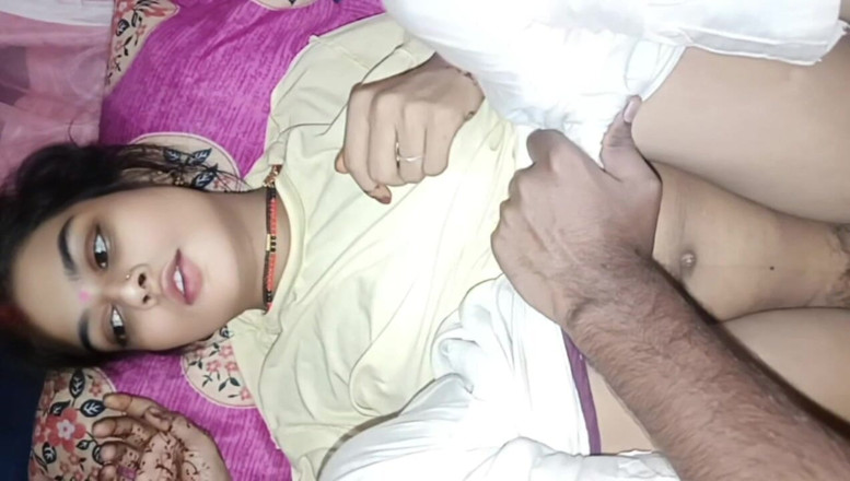 Sital: Sexy soția mea este indiancă desi musulmană face sex video și...