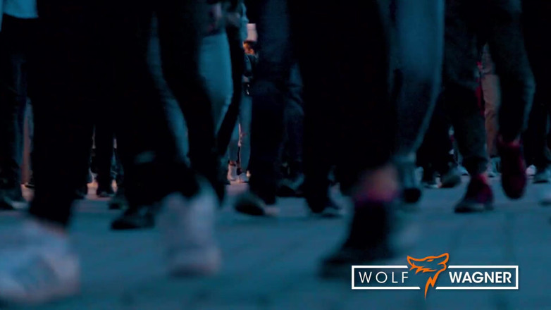 Wolf Wagner.love: Punková děvka Lou Nesbit nadržená pro bílého velkého čůráka - mňam! Vlk...