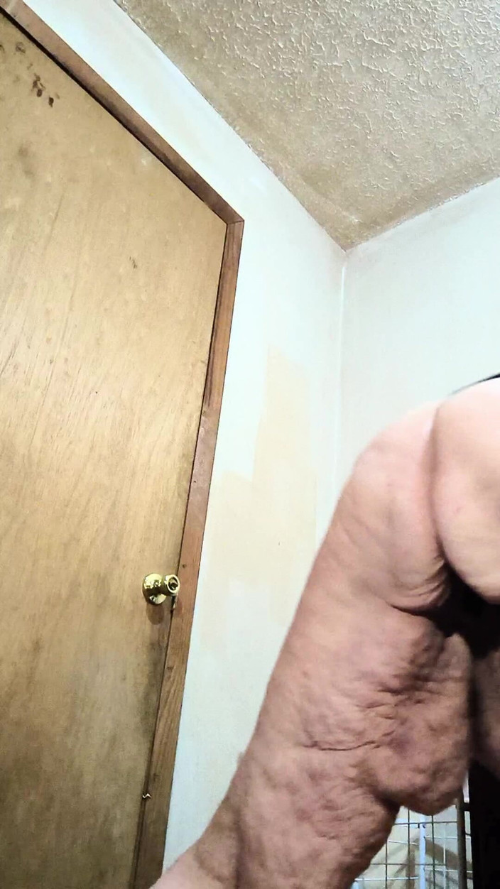 HerculesnVENUS: Ils ont failli ouvrir la porte maintenant qu’elle squirte sur...