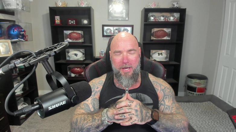 Raw and Uncensored with Masculine Jason: Tajemství důvěry