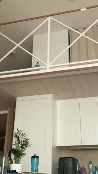 Jag gillar att ha på mig stringtrosor hemma