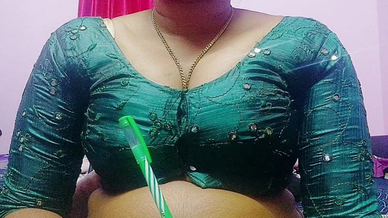 Desi Mohini: Desi Bhabhi hardcore seks met stiefvader