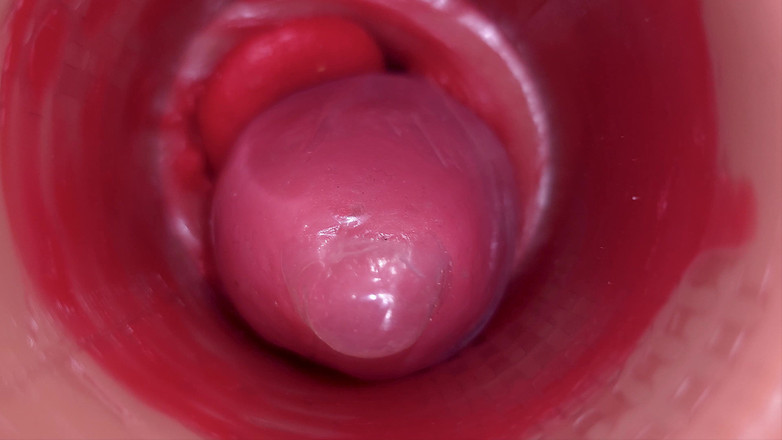 Creme sperm: 큰 자지 장난감으로 질에 있는 캠걸 자궁 경부 POV 카메라 내부