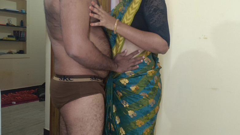 Apple baby: Housewife Shared Bed with Office Colleague