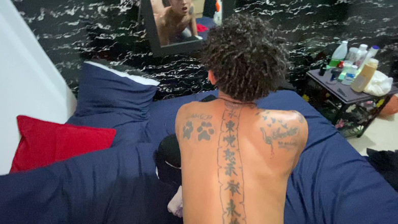 Andrews Perverts: Un amico tatuato mi porta in moto a riempirgli il...