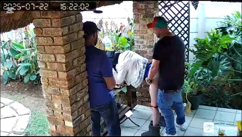 Bigjoefuckalott: Cam Caught My Wife Fucking My Two Best Friends While...