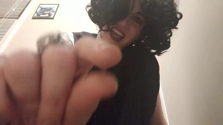 Geeky Femdom: Legiunea - Lenny Shadow Queen - Uriașa