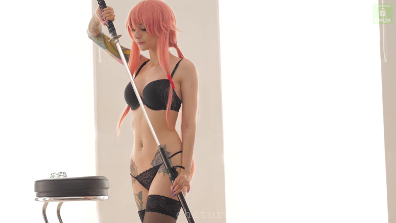Purple Bitch: Yuno suka dubur 4K. Bahagian2
