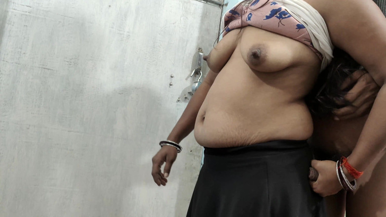 Soniya1997: Pantat sempit adik tiri di-anal habis-habisan - bahasa india