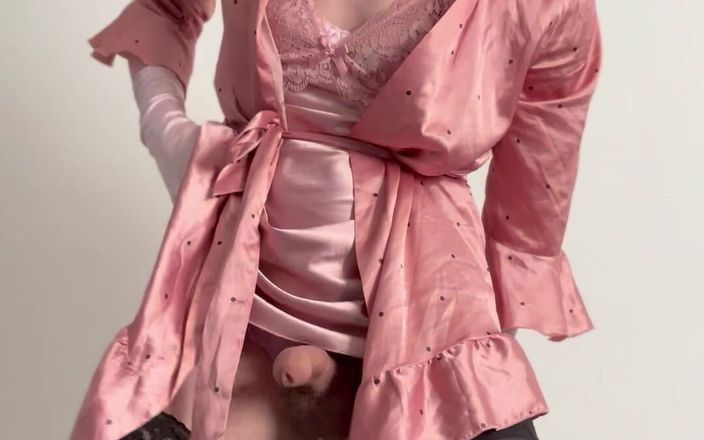 Jessica silk: Jess Silk cưỡi cu giả