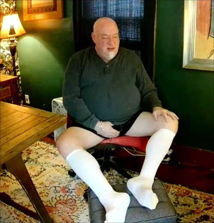 beardaddychub: Bear Stepdaddy Chub Shoots While Jerking in Jock