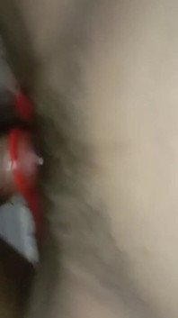 Kız arkadaşımı prezervatifle sikiyorum