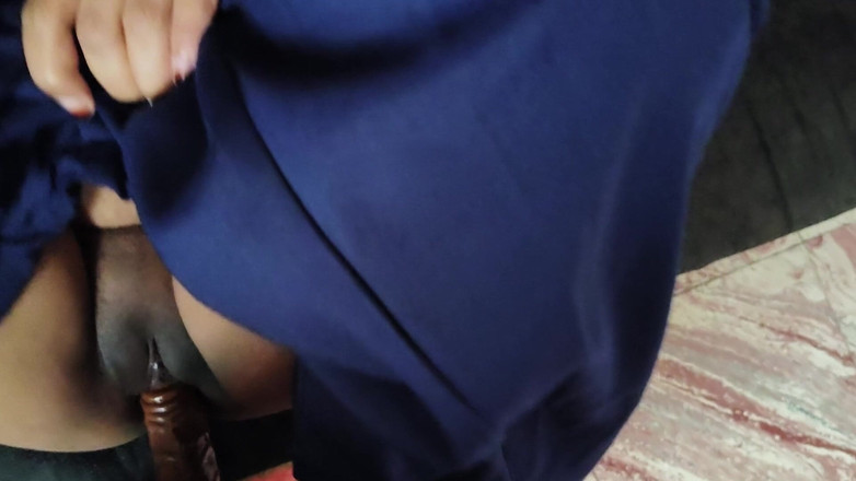 Parizadi: Indický vysokoškolský pár anální sex Mms BBC