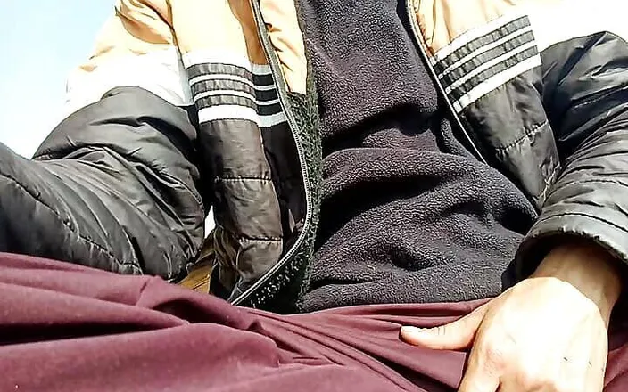 Gangbang straight: Gay Outdoor Playing