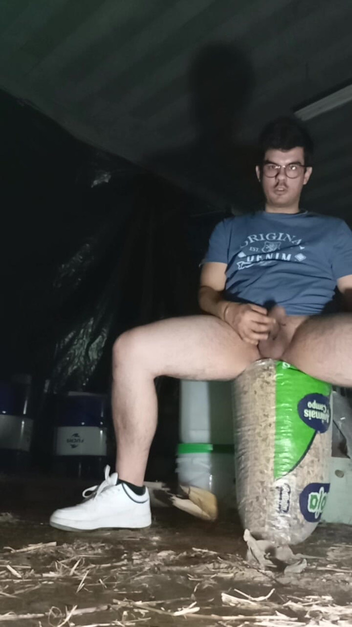 A large Portuguese dick: Sega in magazzino