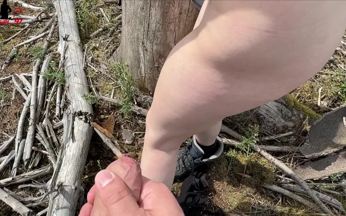 Bikergirl_97: Wanderung Eskaliert Mit Ao Pussy Creampie