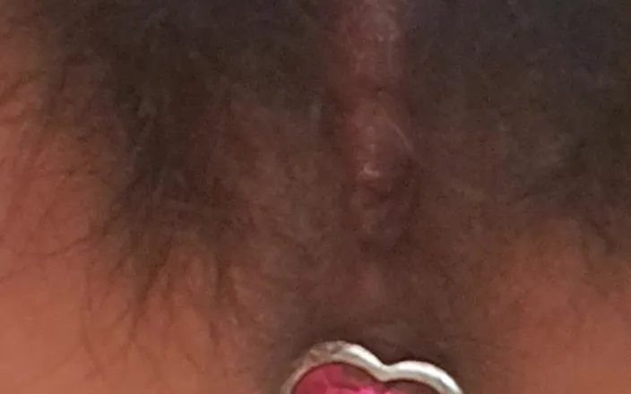 Mommy big hairy pussy: Butt Plug Bottom View