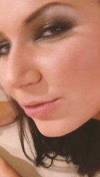 Sevimli kızlar sert sahne istiyor 2_beautiful büyük memeli esmer sıkı amında büyük bir yarağın tadını çıkarıyor