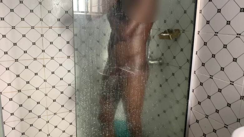 Dickass3x: 我的粘液适合黑人男人的丰满从浴室被狠狠地干到卧室