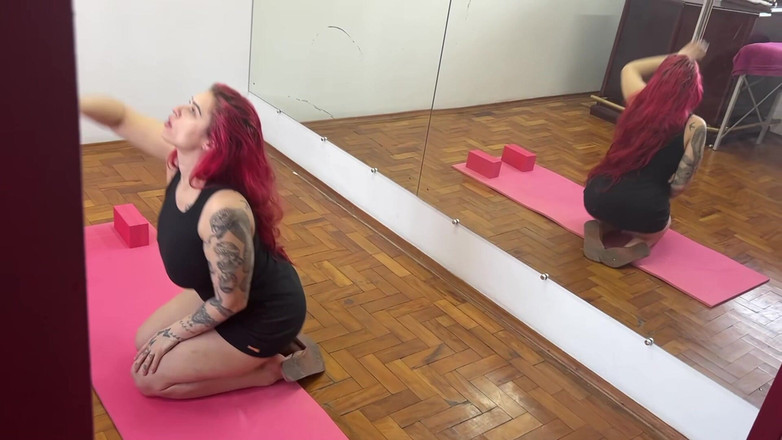 Lucas Neitan: Camila Vegas Voyeur Limpieza Interrumpida - Sorpresa En La Cara Y...