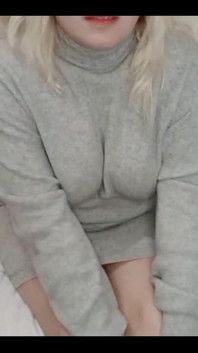 Wanna See Me Spreading My Legs and Opening Pussy for You?