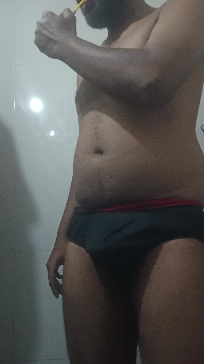 Tausif khan: Hide Cam Bathroom Viral Video Celebrity
