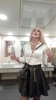 Blondine