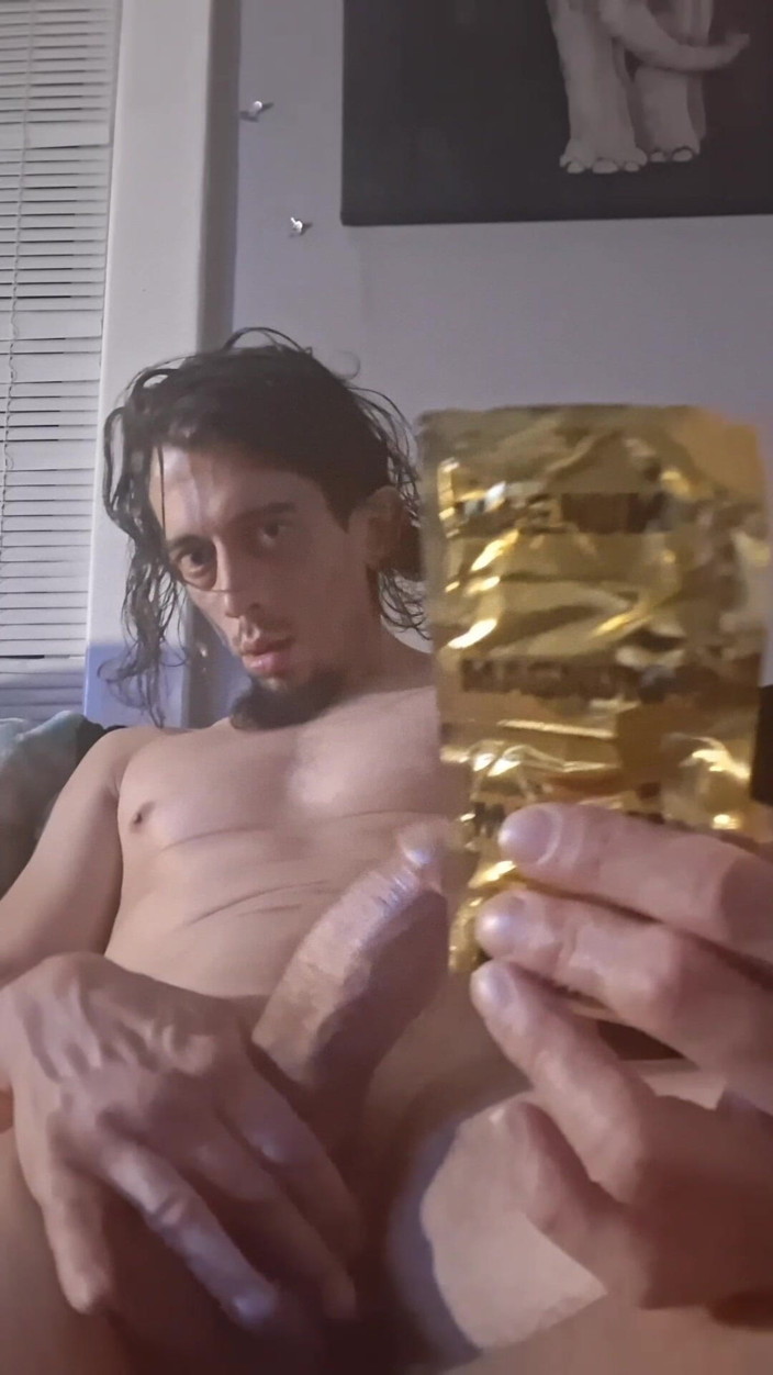 Magnumxlcody: Komm mit mir am Ende.