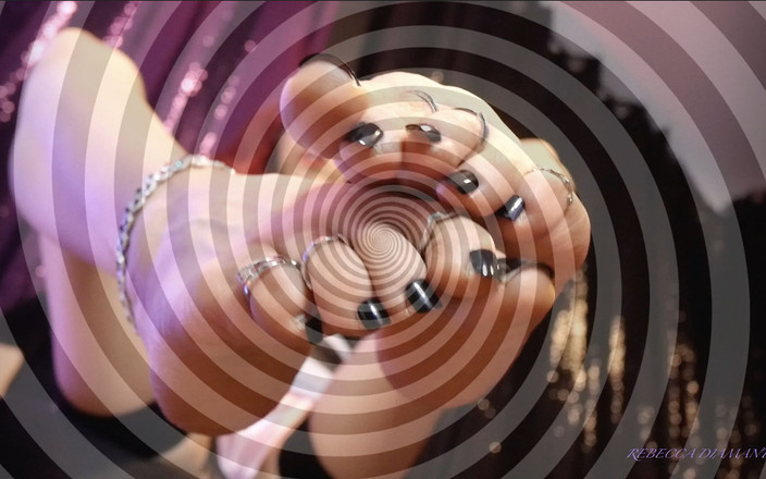 Rebecca Diamante: Abbandonati ai miei ipnotizzanti piedi in unghie dei piedi neri...