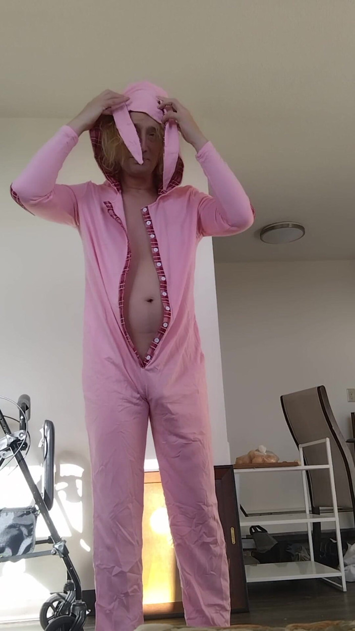 LilTaste: Transwoman Opening One-piece Pink Rabbit Pajamas Bodysuit (with Button-up Buttflap) Viewer-gift