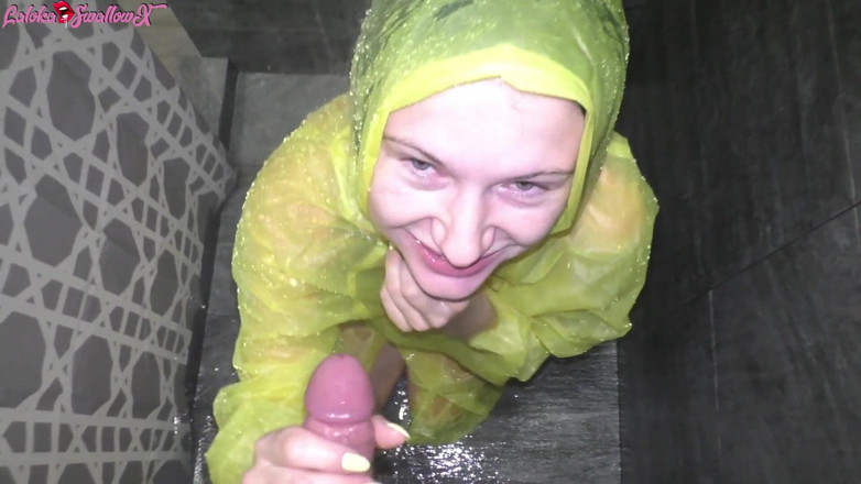 Laloka4you: Horny Girlfriend Offered Blowjob with Raincoat In Shower With Cum...