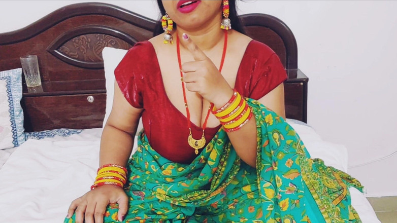 Hotty Jiya Sharmaa: Adik tiri ngajarin abang tirinya untuk ngentot enak banget sama...
